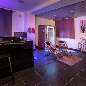 https://o-temps-damour-saunajacuzzi.hotels-rhonealpes.com
